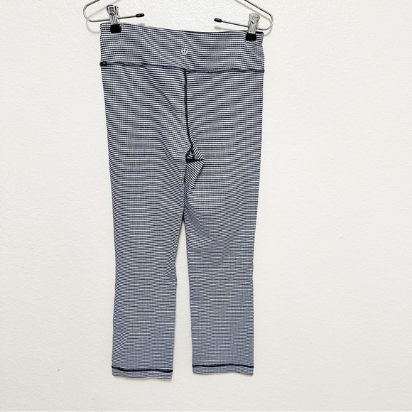 Lululemon Coast To Class Pant *Gingham Inkwell leggings size 4 - Picture 12 of 12